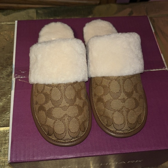 COACH SLIPPERS - Picture 2 of 7